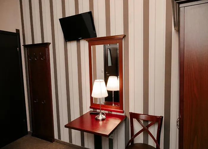 Rynek 6 Retro Pub & *