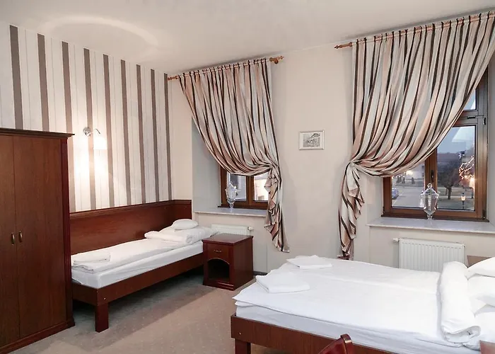 Rynek 6 Retro Pub & Хостел *